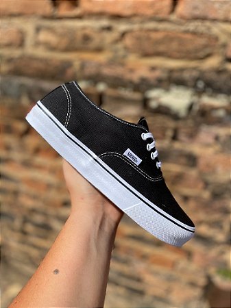 vans authentic preto e branco