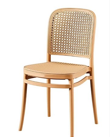 Cadeira em plástico rattan modelo HERMINIA