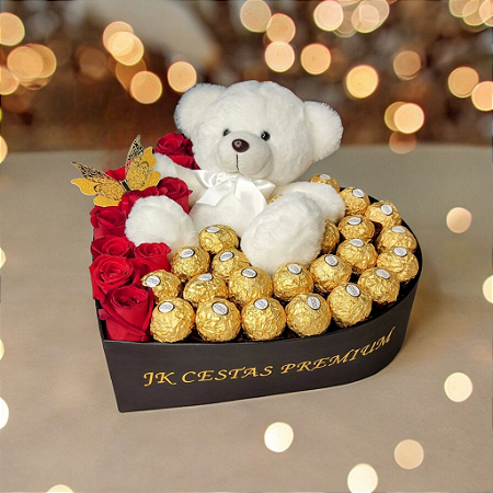 Box Coração Flores e Chocolates