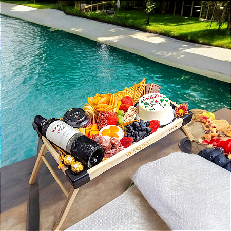 Cesta Café Da Manhã Aniversário Bolo, Vinho e Frios Premium