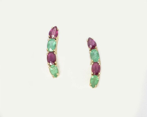 Ear Cuff Esmeraldas e Rubis.