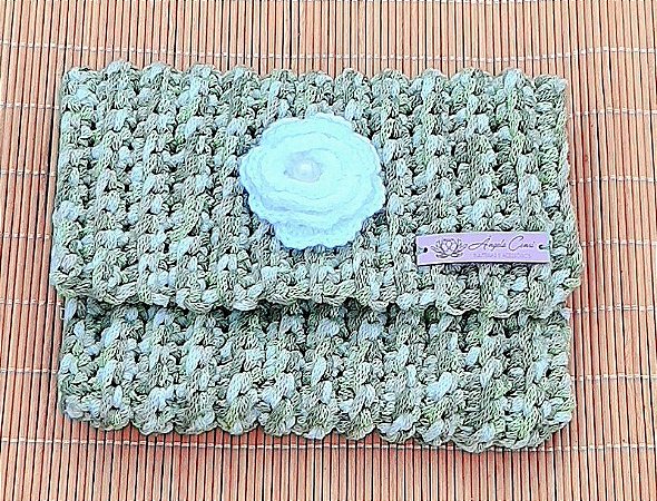 Bolsa Clutch Crochê em Fio de Malha Verde