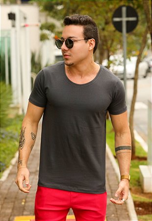 Camiseta Básica Cinza Chumbo