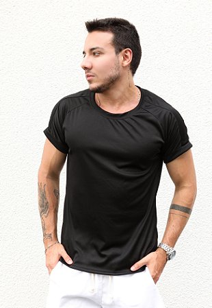 Camiseta Básica Preta