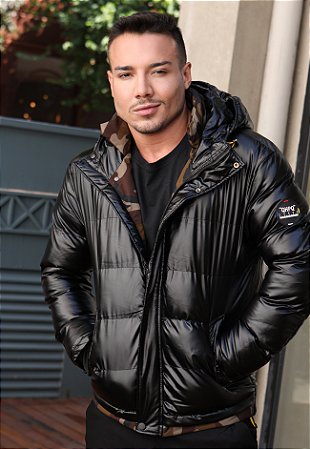 Jaqueta Puffer Camuflada Preta