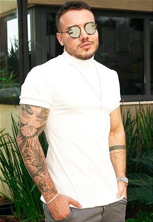 Camiseta Gola Alta Canelada Branca