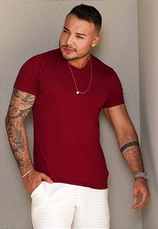 Camiseta Segunda Pele Vermelho Marsala