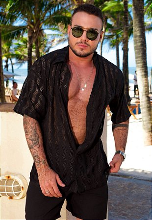 Camisa Renda Vazada Oversized Preta