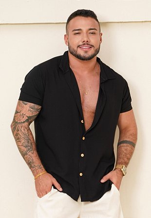 Camisa Viscose Botão Madeira Preta
