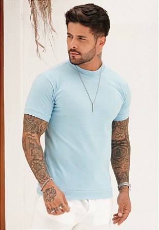 Camiseta Gola Média Texturizada Azul Bebê