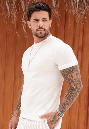 Camiseta Gola Média Texturizada Off White