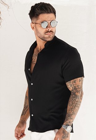 Camisa Viscolinho Gola Padre Preta