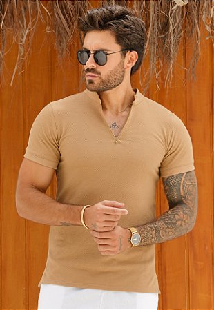 Camiseta Texturizada Gola De Zíper Nude