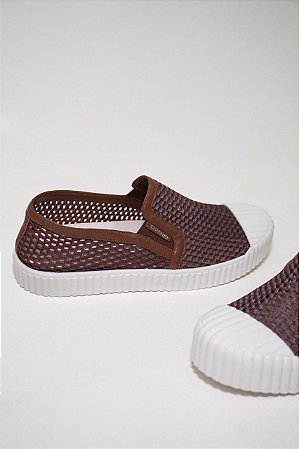 TENIS CARRANO KICKS SLIP ON MARROM