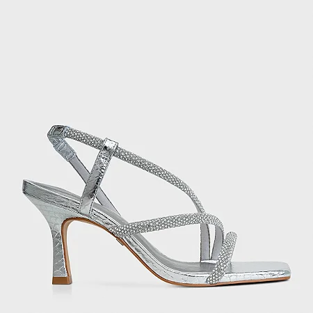 SANDÁLIA CARRANO PRATA DE SALTO TIRAS STRASS