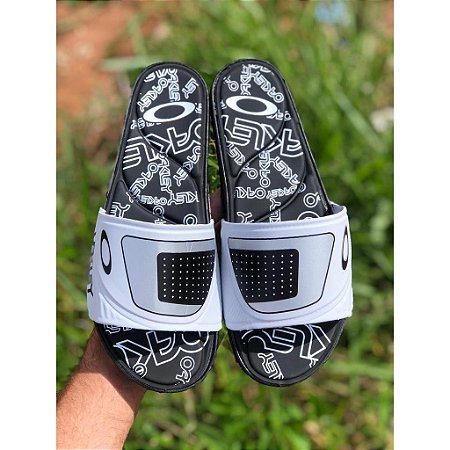 Chinelos Slides Oakley Preto Cinza Masculino Promoção