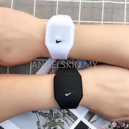 Relógio digital Nike de Led