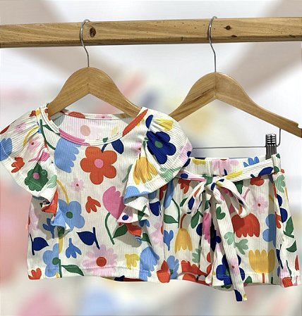 Conjunto Canelado Comfy: Blusinha + Short