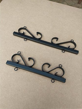 Suporte estilo Colonial para Placas Decorativas e Números Residenciais - Modelo para Pendurar