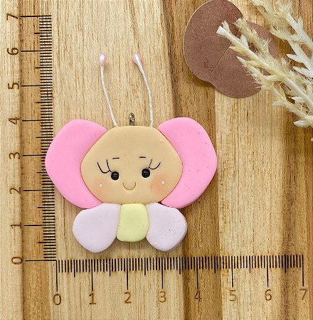 BISCUIT BORBOLETA ROSTO ROSA COM ROSA BEBÊ