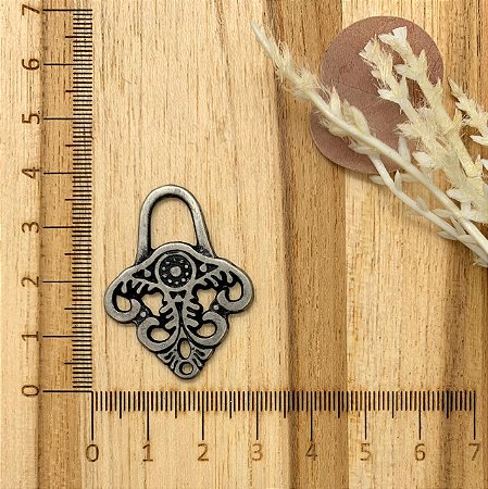 PASSANTE TÍPICO METAL PRATA VELHO