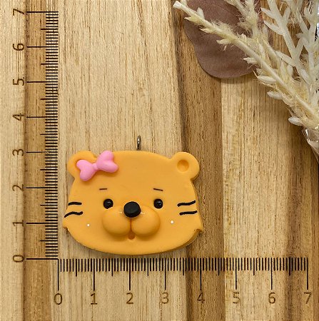 PINGENTE BISCUIT TIGRE MENINA