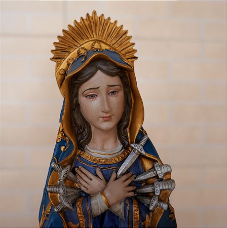Nossa Senhora das Dores versão sentada - Acabamento Premium - 31 cm