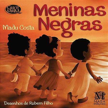 Foto Namoradinhas negras sentadas em banco de madeira e brincando ao ar  livre. Conceito de infância. Ideia de amizade. Estilo de vida infantil  moderno. Meninas morenas cacheadas alegres. Ensolarado durante o dia –