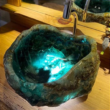 Cuba Rustica Esculpida Fluorita verde