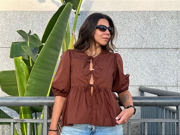 BLUSA CECI LAÇOS CACAU