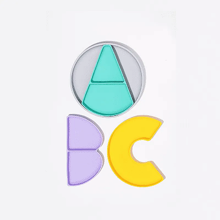 Prato Infantil de Silicone com Divisórias Removíveis e Ventosa ABC - Petit Piá