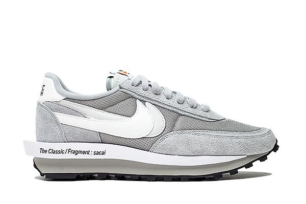 Nike sacai in store hotsell