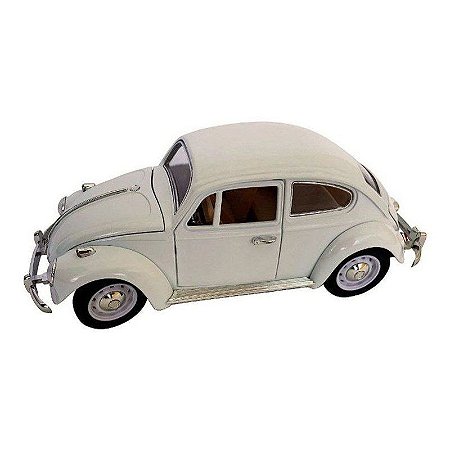 Miniatura Carro Volkswagen Beetle / Fusca (1967) - Branco - 1:18 - DieCast