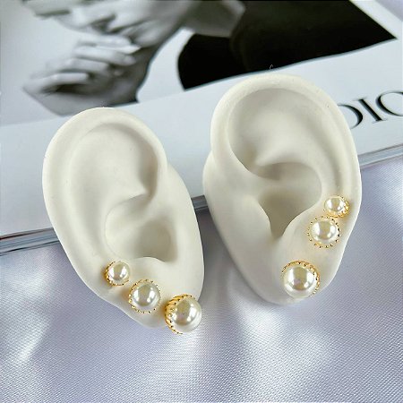 Trio de brincos em pérolas banho ouro 18k