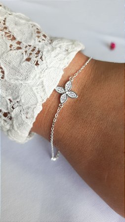 Pulseira flor cravejada Cristal em prata 925