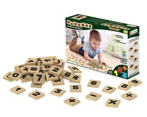 NUMEROS E SINAIS EM MADEIRA 40 PEÇAS JUNGLES REF.704