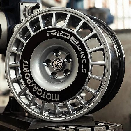 RODAS DAYTONA TALUDA ARO 17 TALA 8 FURAÇÃO 4X100