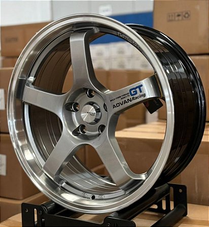 RODAS GT ARO 19 FURAÇÃO 5X114 TALA 8,5 HYPER BLACK