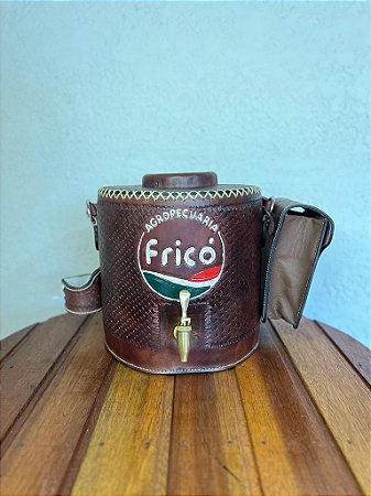 Garrafa Térmica Tereré 8 litros em Couro Personalizada Torneira Latão Premium