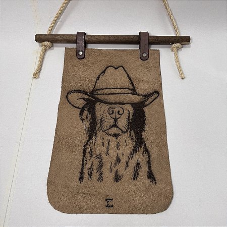 Quadros Decorativos em Couro com Gravação a Laser e Suporte em Madeira – Zanin Couros