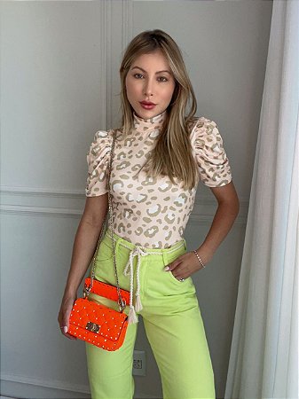 BLUSA PRINCESA GOLA ALTA TL ANIMAL PRINT ROSE E VERDE
