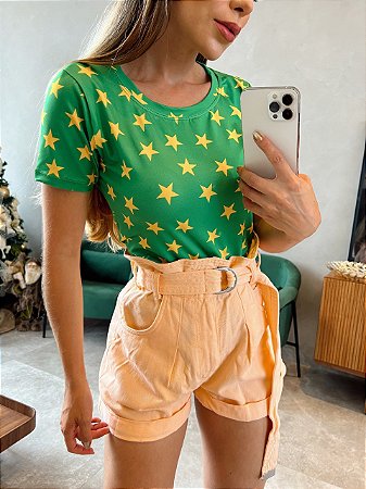 TSHIRT BASIC TL ESTRELAS FUNDO VERDE
