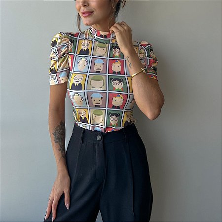 BLUSA PRINCESA GOLA ALTA TL CHAVES
