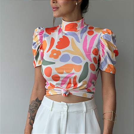 BLUSA PRINCESA GOLA ALTA TL JARDIM