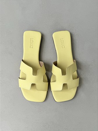 Tamanco Flat Helen Lohaz Amarelo
