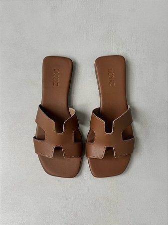 Tamanco Flat Helen Lohaz Caramelo