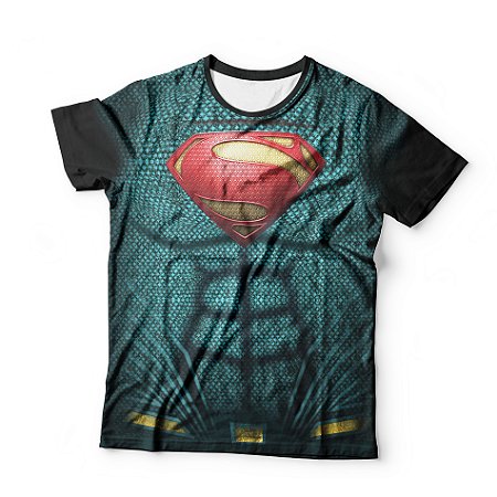 Camiseta Básica com Personalização Total - Custon Design