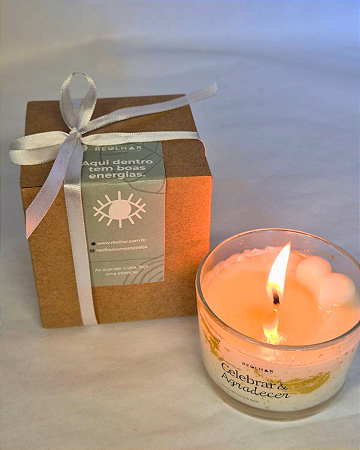 Vela Celebrar e Agradecer - Cereja e Avelã na caixa de presente