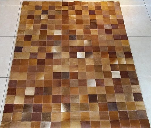 Couro bovino bege escuro  2,50 X 2,00