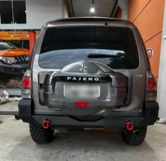 PARA-CHOQUE TRASEIRO (PAJERO FULL MODELO 3D)